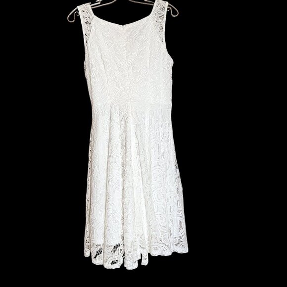 Women's Classic White Lace Sleeveless A-line Midi Minimalist Dress| Sz.‎ L (EUC) - Picture 2 of 9